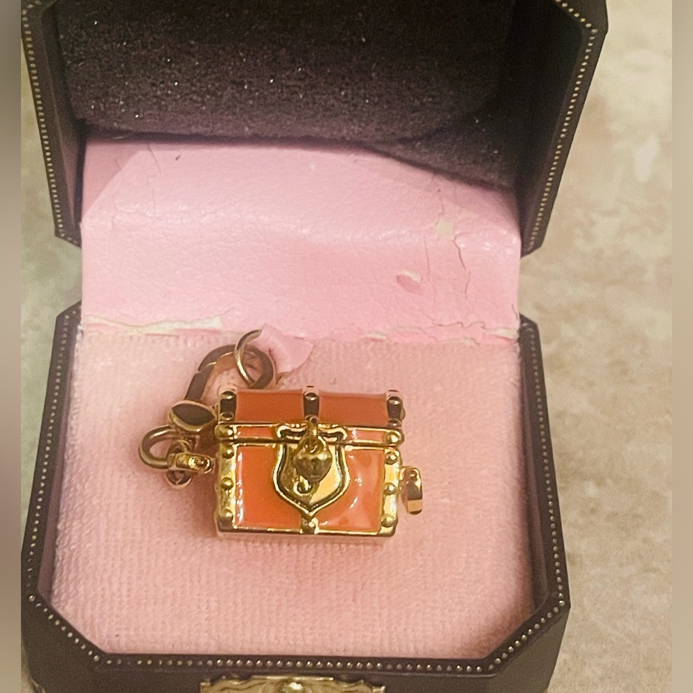 Vintage juicy couture treasure box